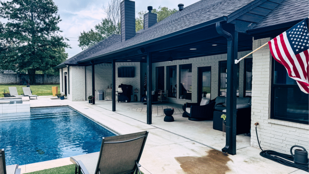 poolside-motorized-patio-screens-tulsa-shade-co-installation